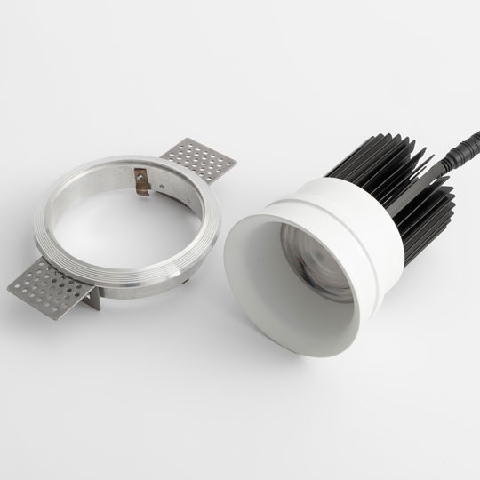 چراغ سقفی توکار آیرن میدی