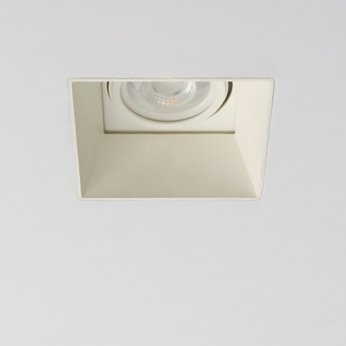 چراغ سقفی توکار فیتران کیو تی آر